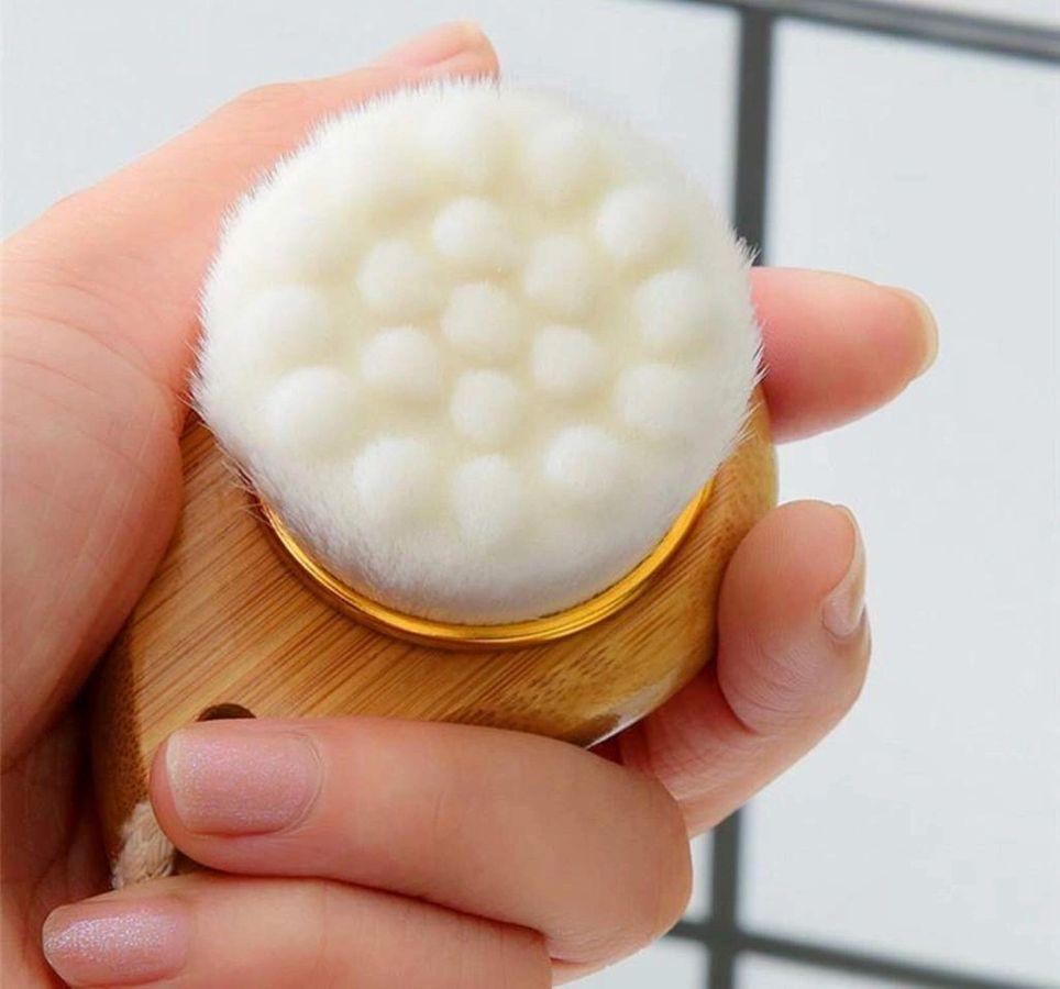 Non plastic bamboo Facial Brush zoomed in fine hair Bristles